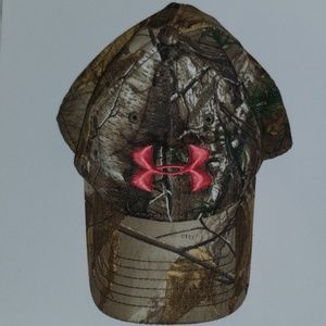 Womens camo Under Armour hat